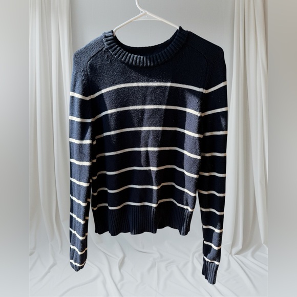 BANANA REPUBLIC Navy Stripe Cotton Silk Sweater
Size Small - Picture 3 of 9